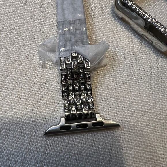 Watchband Silver with Rhinestones Apple watch compatible and frame NEW! - Picture 6 of 6